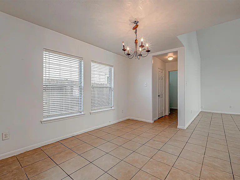 7127 Sedona Ct — Photo 15