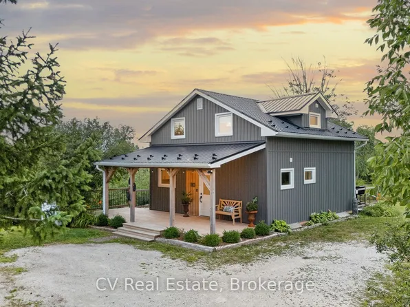 110 John St, Meaford, ON N4L 1W7