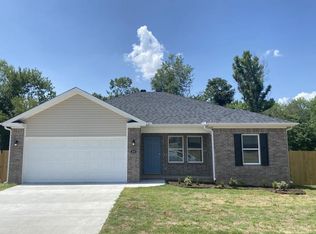 409 Sparrow Rd, Jacksonville, AR 72076