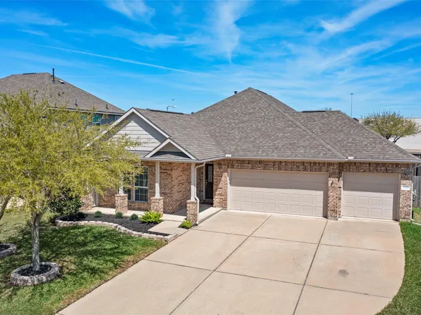223 Harbor Bend Ln, Dickinson, TX 77539