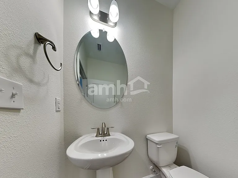 5807 Hampton Creek Rd — Photo 10