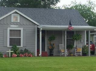 2371 W Lucas Dr, Beaumont, TX 77706