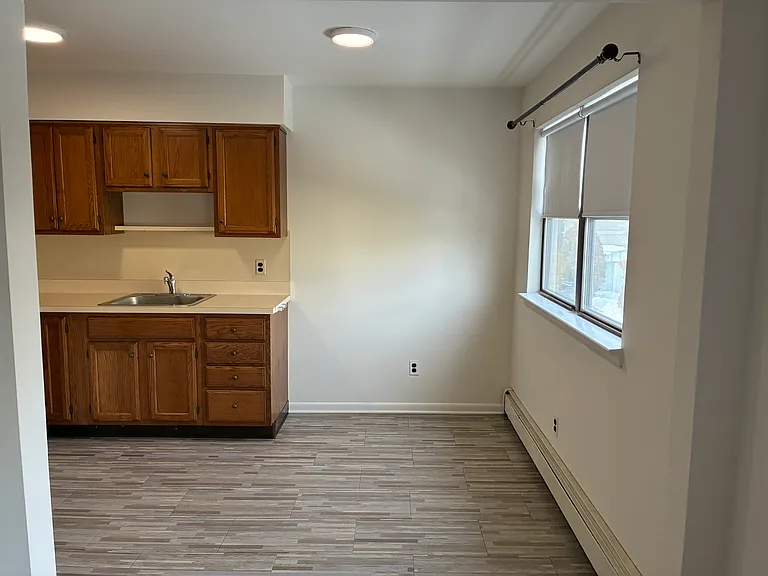 220 W Morris Ave #1B — Photo 2