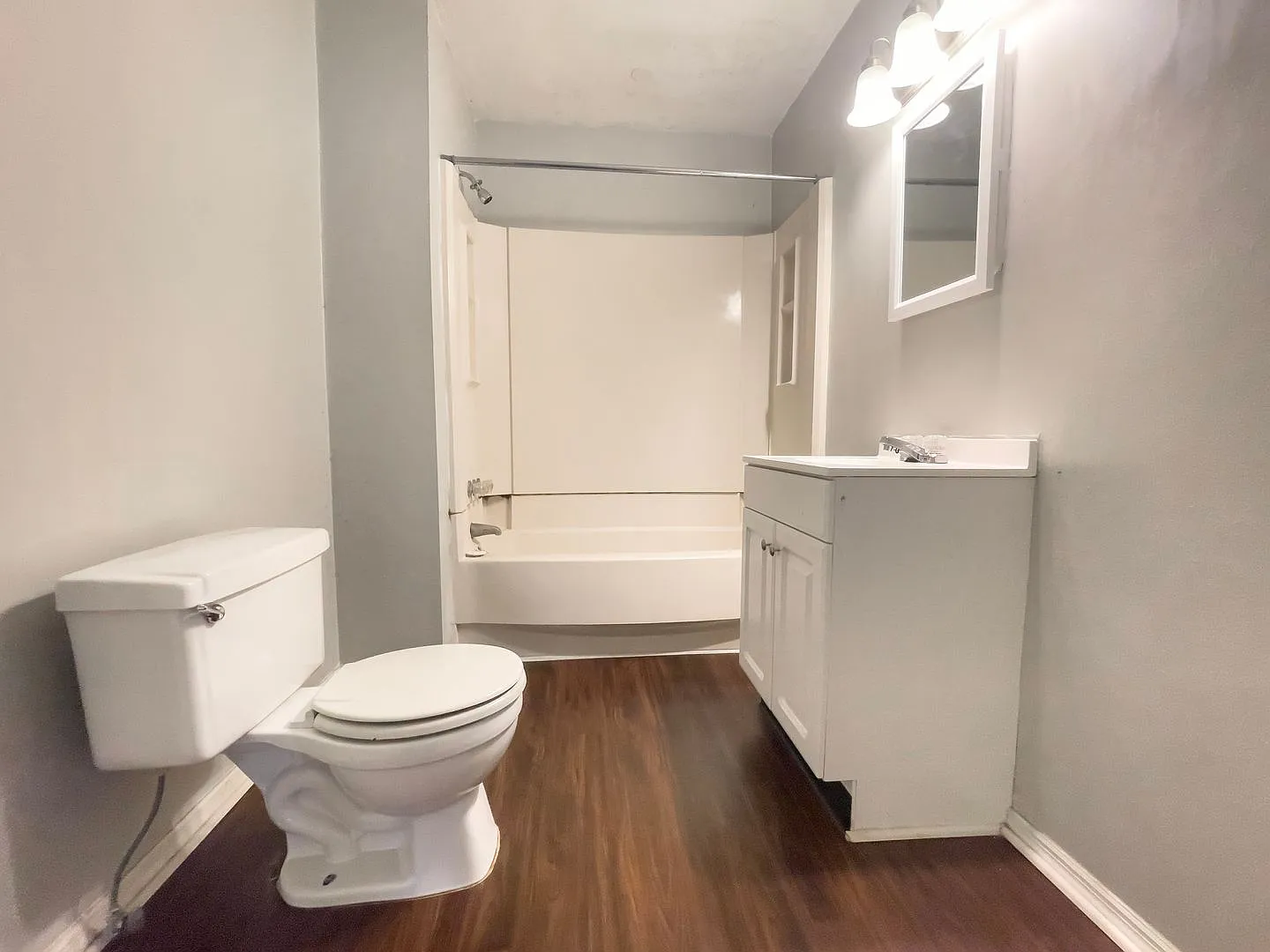 1711 & 1711 1/2 N Ball Ave. (Wynn Funds LLC) — Photo 4