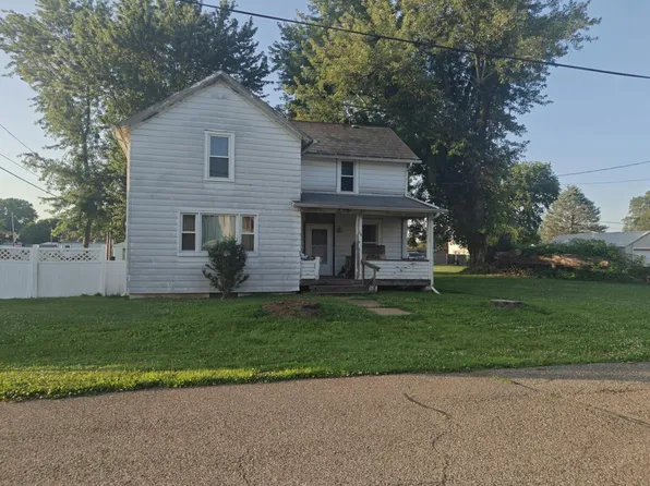 614 Franklin Ave, Conesville, OH 43811
