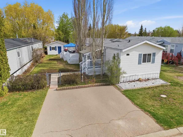 3400 48th St #5, Stony Plain, AB T7Z 1S1
