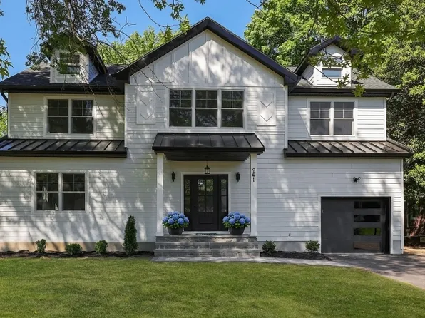 941 Beverly Dr, Westfield Town, NJ 07090