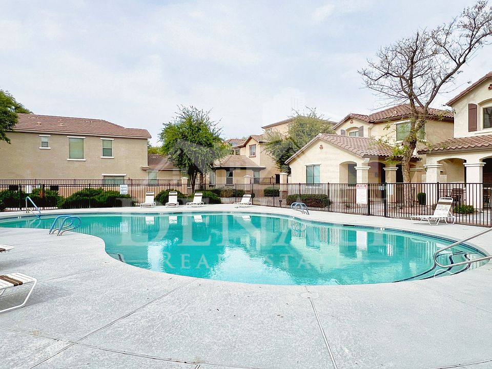 1st image of 113 E Palomino Dr