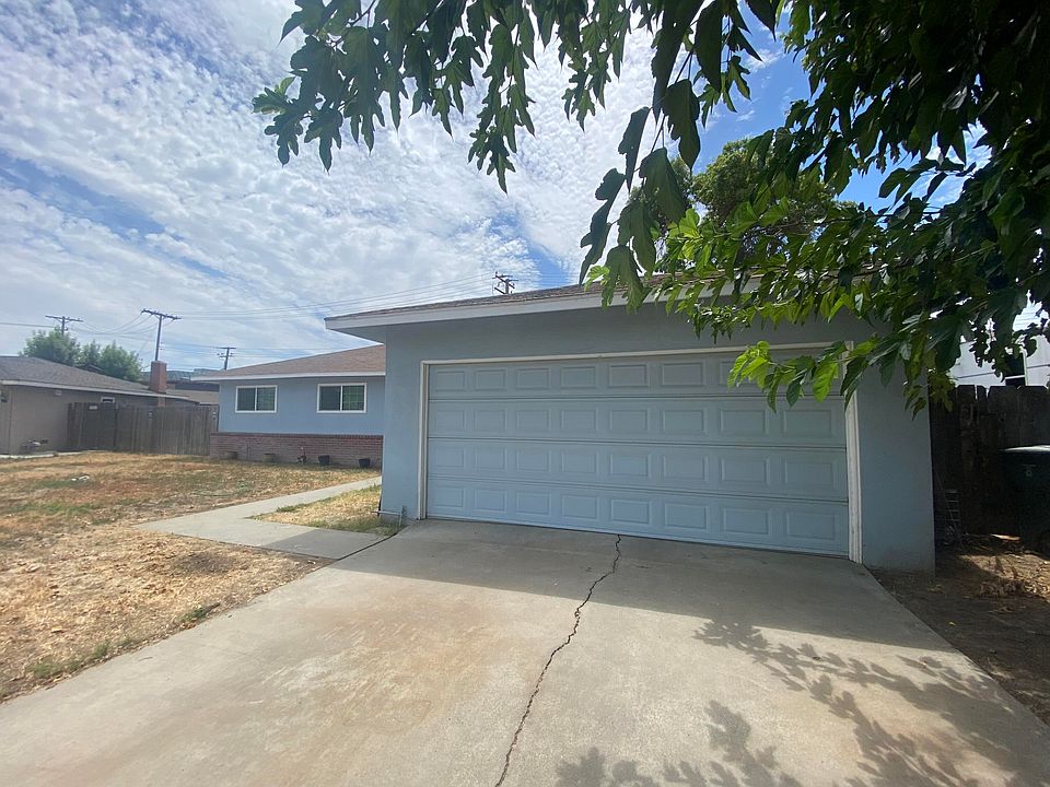 2nd image of 2231 W Cambridge Avenue