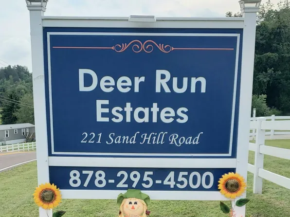 Deer Run, 221 Sand Hill Rd #5872a93e1, Greensburg, PA 15601