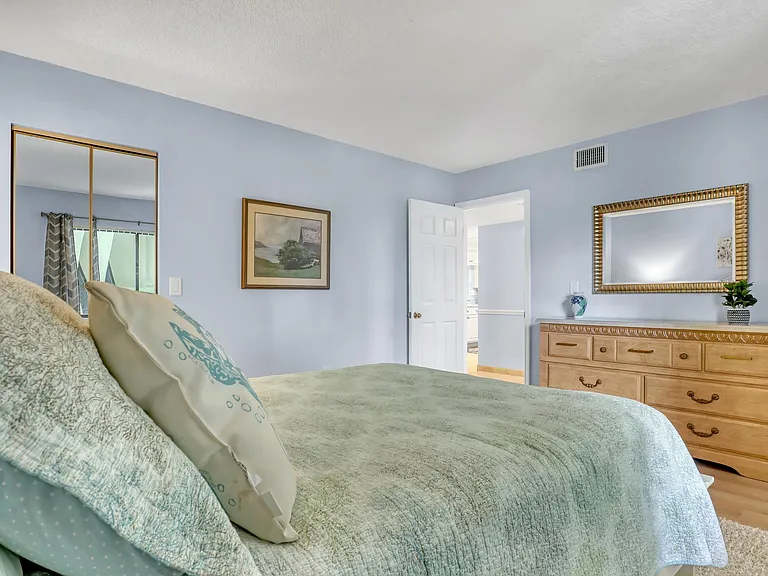 401 Highway A1A #114 — Photo 24