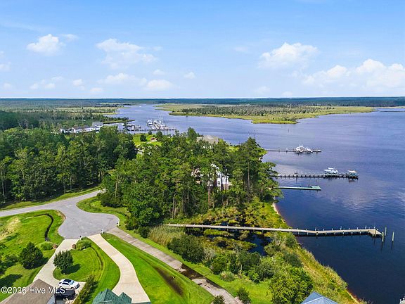 2nd image of LOT 6 Commodore Point