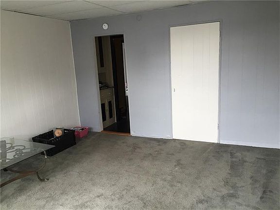 4th image of 211 Bessemer Ave #2