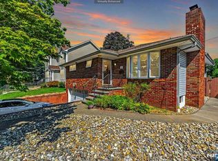 70 Insley Ave, Rutherford, NJ 07070