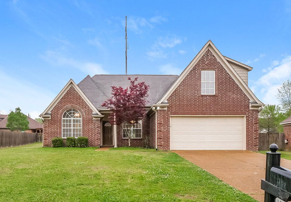 1st image of 185 Mossy Springs Dr