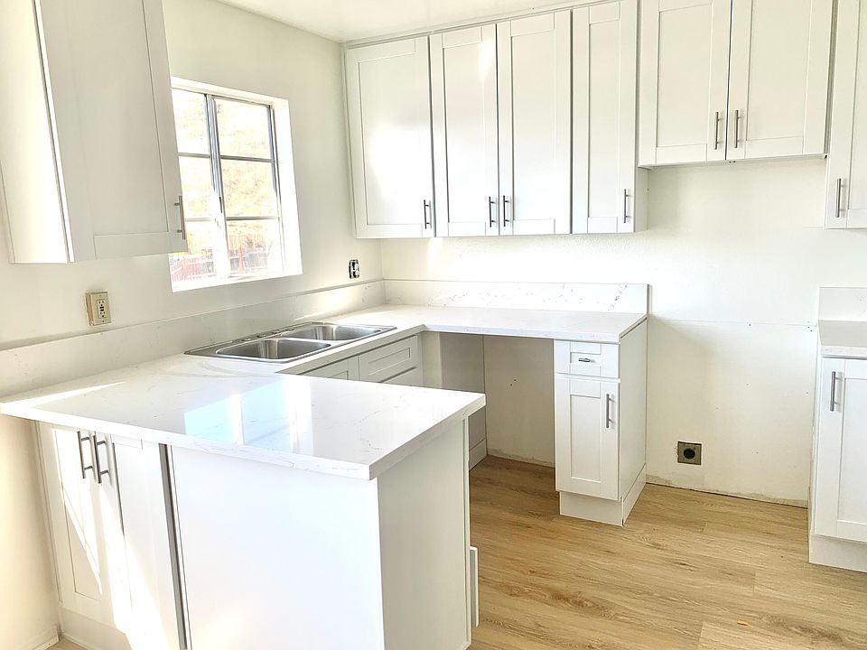 New Kitchen Cabinets!! New dishwasher and stove to be installed!