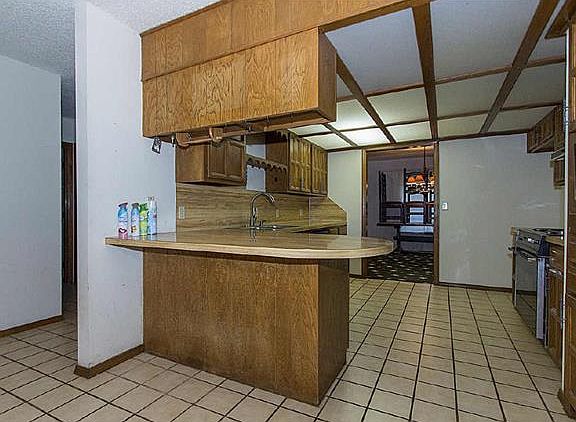 5th image of 8295 S Wright Ave