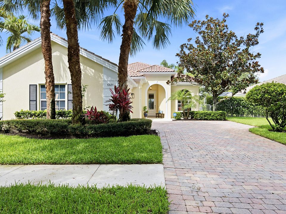 1321 Saint Lawrence Drive, Palm Beach Gardens, FL 33410 | MLS