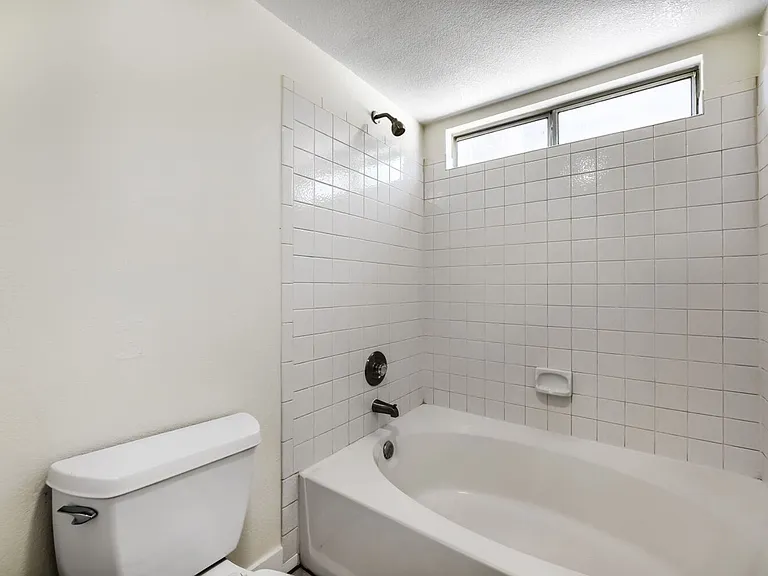 2709 Camphor Tree St — Photo 16