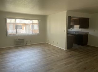 212 S Glenwood Pl, Burbank, CA 91506