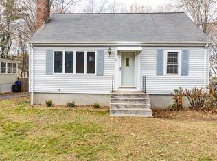 18 Forest St, Saugus, MA 01906