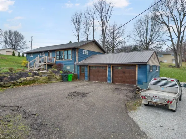 350 3rd St SW, Sugarcreek, OH 44681