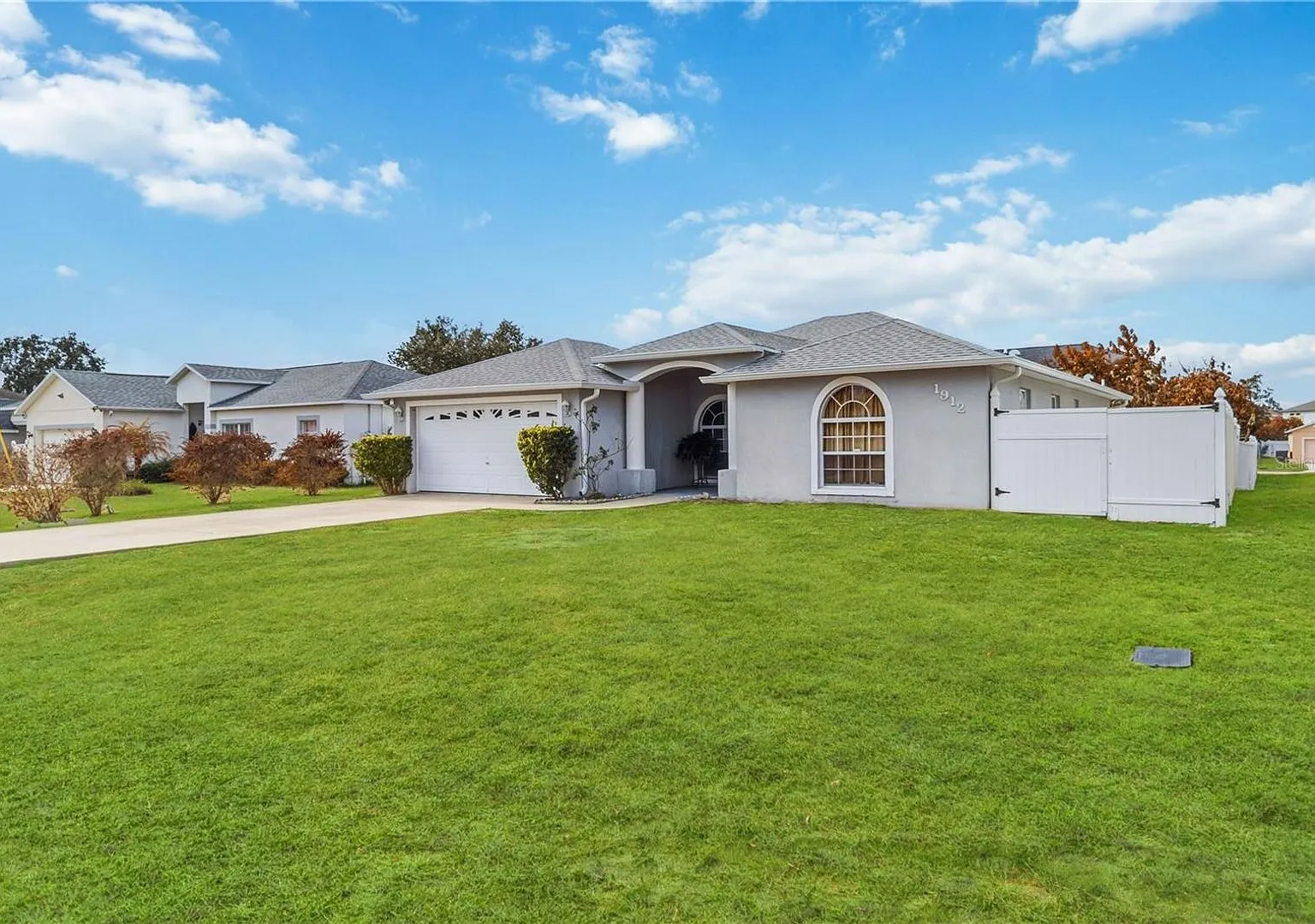 Poinciana Home — Photo 3