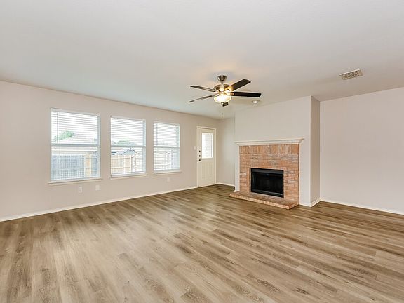 3rd image of 2217 Midbury Dr