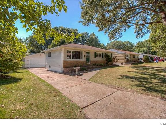 3rd image of 7808 Clymer Dr