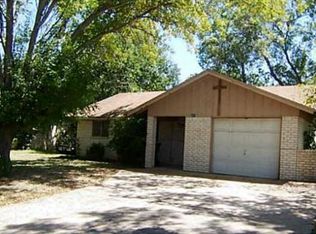 807 Randall St, Taylor, TX 76574