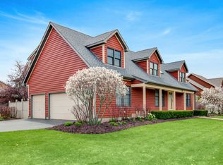 457 Signal Ln, Grayslake, IL 60030
