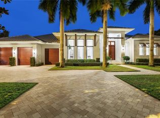 1140 Oleander Dr, Naples, FL 34102