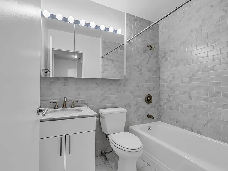 280 Park Ave S #11L — Photo 5