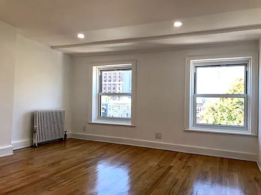 Rented by Spark Properties | media 8