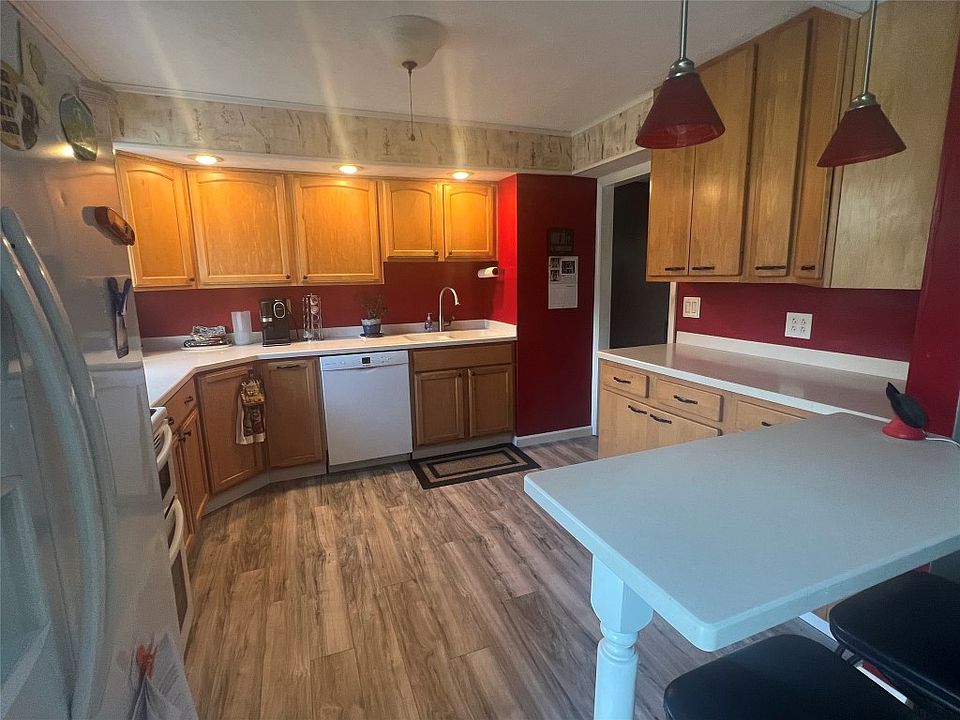 76 Treadwell Rd, Binghamton, NY 13905 Zillow