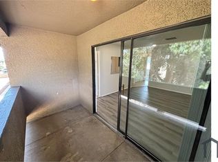 2883 Wheelwright Dr #6, Las Vegas, NV 89121