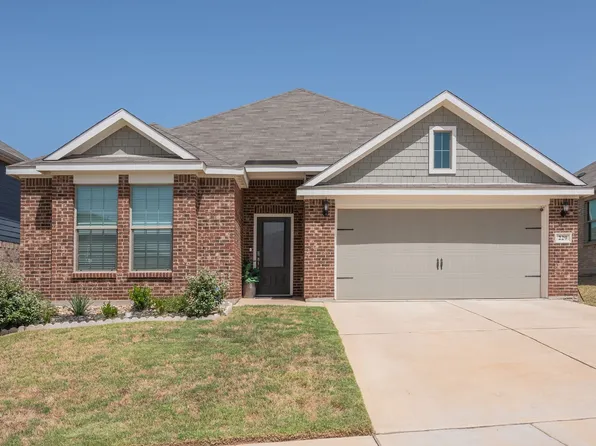 229 Ridgeland Oak Dr, Fort Worth, TX 76120