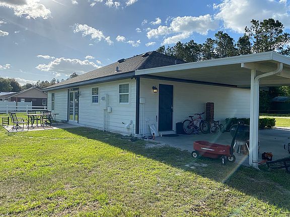 4th image of 160 SW Freeman Gln