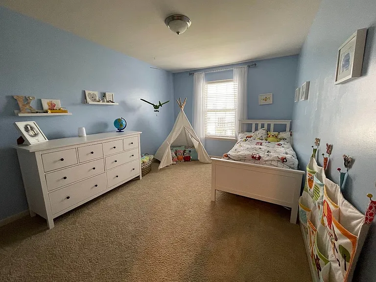 615 Keswick Ct — Photo 16