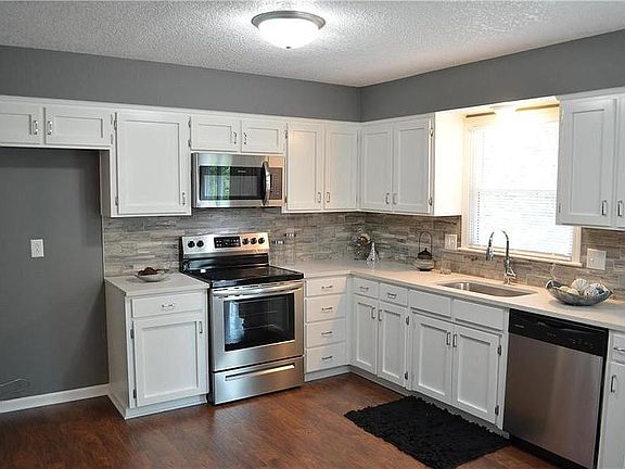 5th image of 7708 NW Milrey Dr