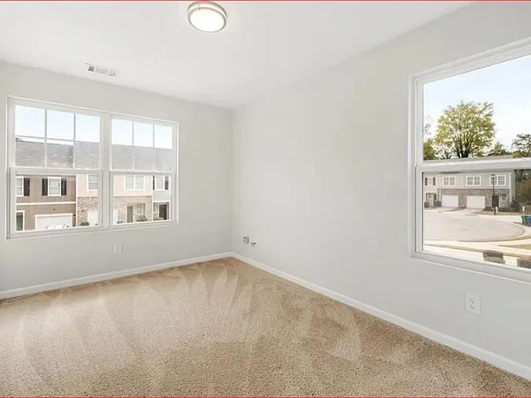 3107 Tarian Way — Photo 9