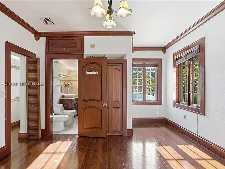 1137 Asturia Ave — Photo 46