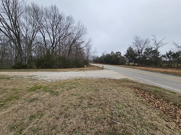 3rd image of 1703 W State Highway 248