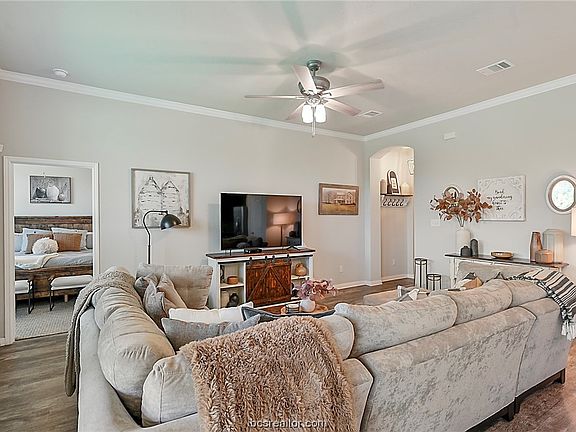 4th image of 5132 Maroon Creek Dr