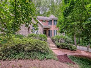 5009 Golden Acres Rd, Oak Ridge, NC 27310