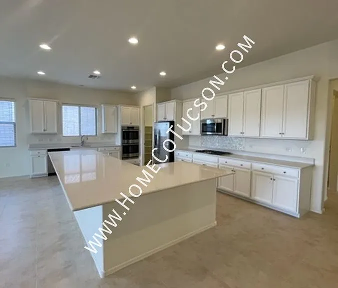 38628 S Running Roses Ln — Photo 4