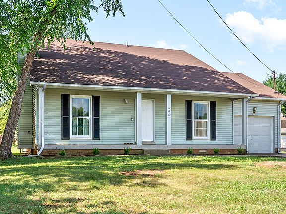 3rd image of 606 Pembrook Pl