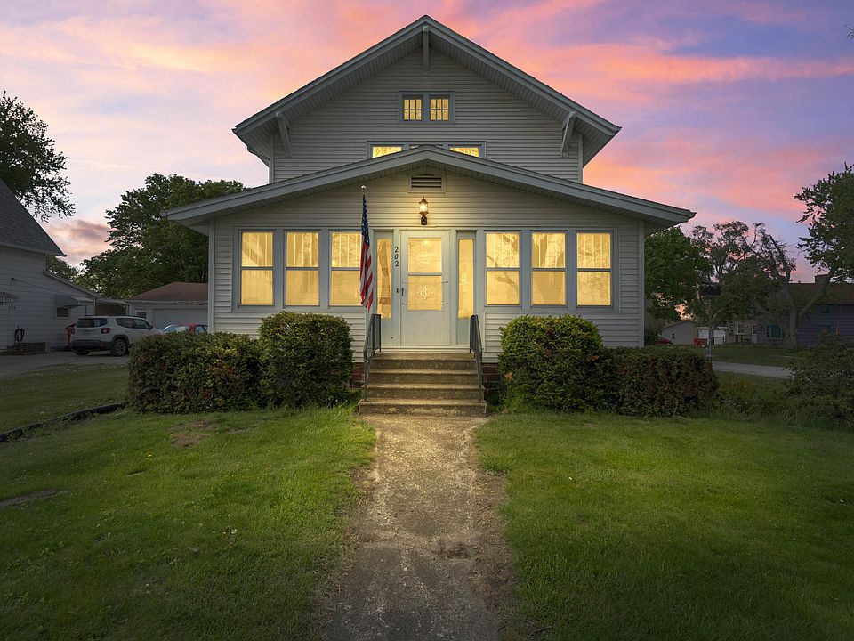 1st image of 202 Warner St