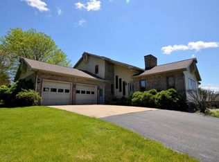 1065 Killdeer Dr, Mason, MI 48854