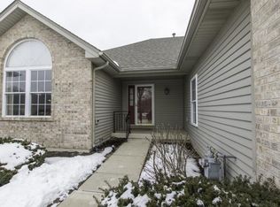 1934 Schomer Ct #1934, Aurora, IL 60505